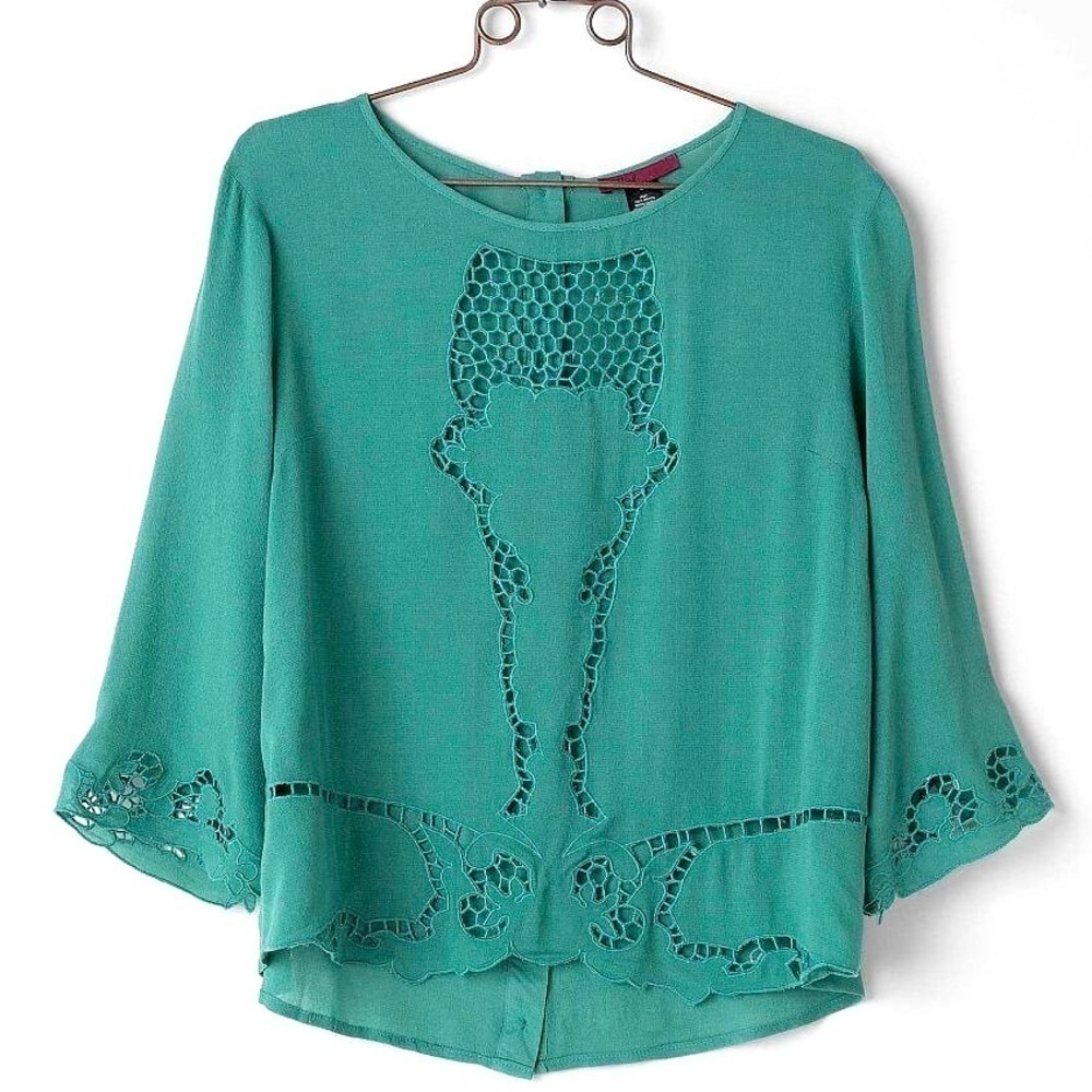 BKE red cut out top TEAL bluish green size Large L Rayon